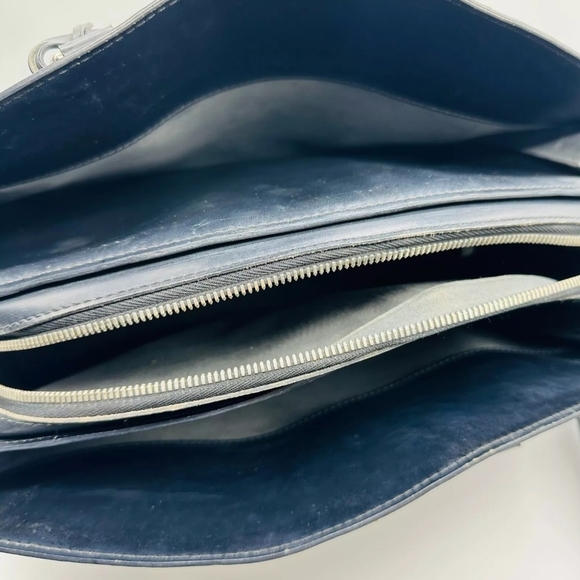 LOUIS VUITTON Black Epi Leather Pont Neuf Handbag - Picture 11 of 16